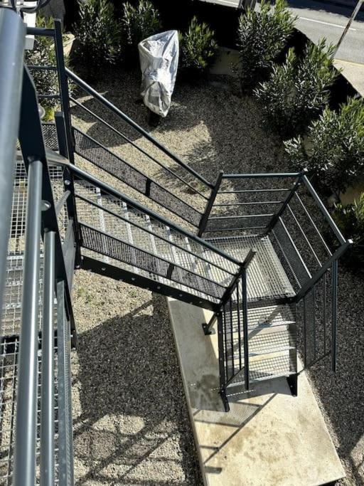 Appartement Sabatier T4 Avec Terrasse Et Jardin Carcassonne Luaran gambar